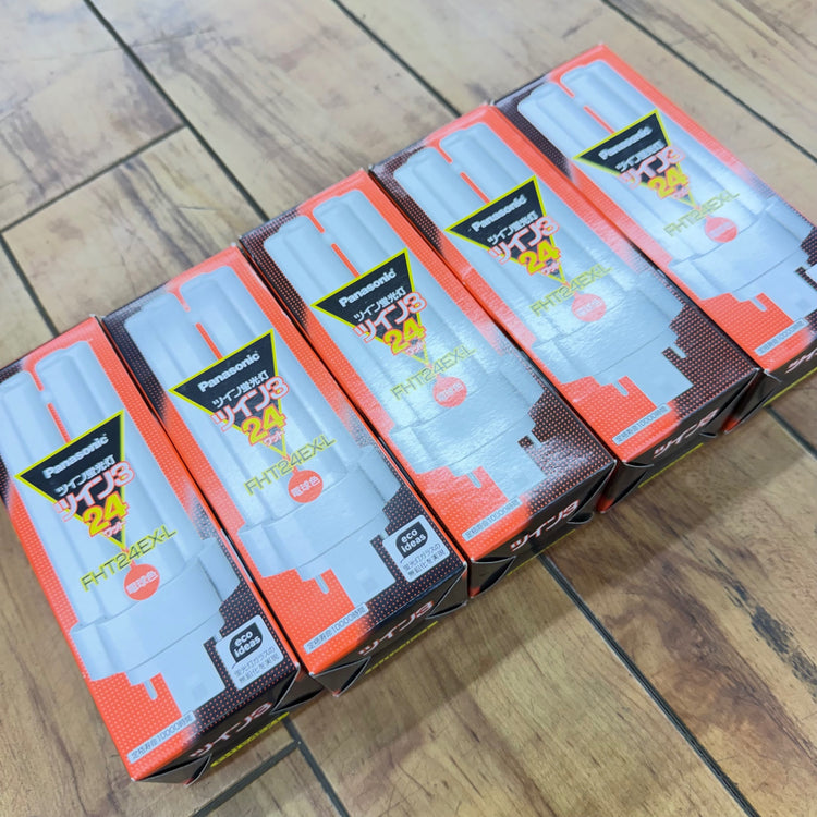未使用 蛍光灯 24W 3波長形昼白色 FHT24EX-L 【リライズ蓮田店】