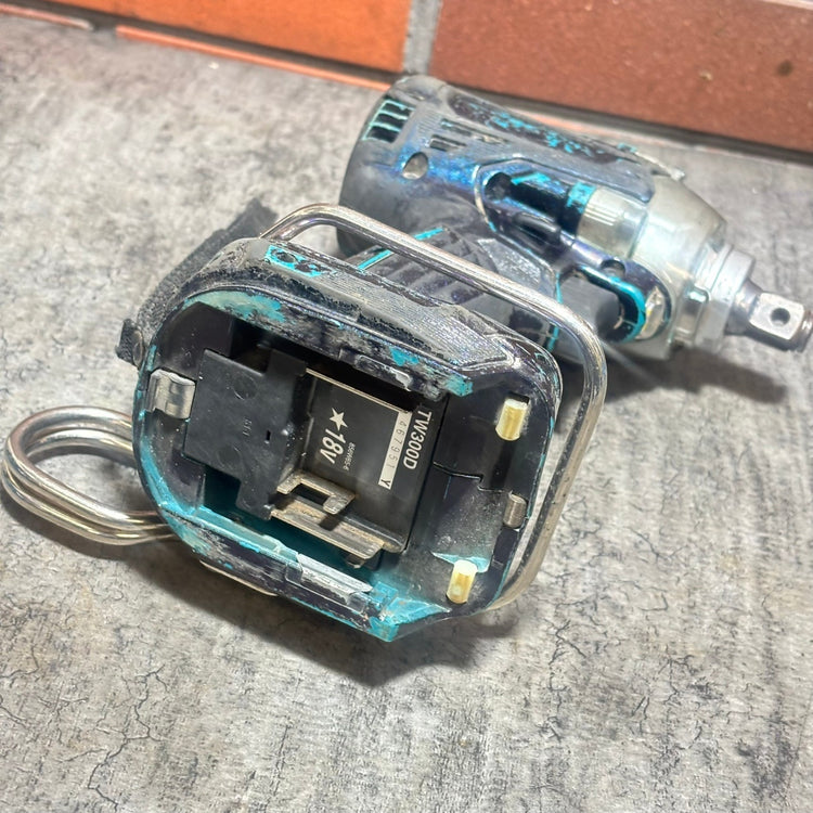 ◆マキタ(makita) 充電式インパクトレンチ TW300DZ 【市川行徳店】
