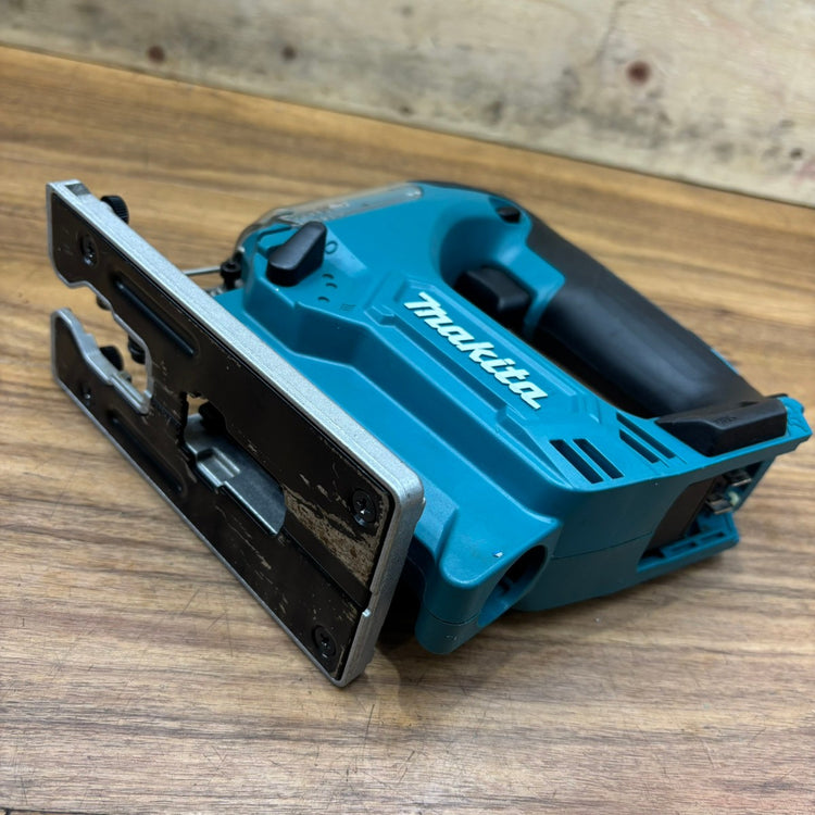マキタ 充電式ジグソー (本体のみ/バッテリー・充電器別売) JV101DZ 【船橋馬込店】