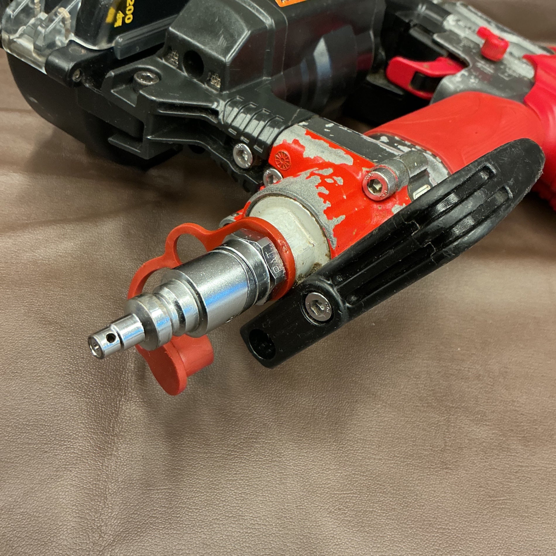 【中古・動作品・低価格出品☆】 マックス MAX 41mm 高圧ネジ打ち機 HV-R41G4 ターボドライバ 【越谷店】