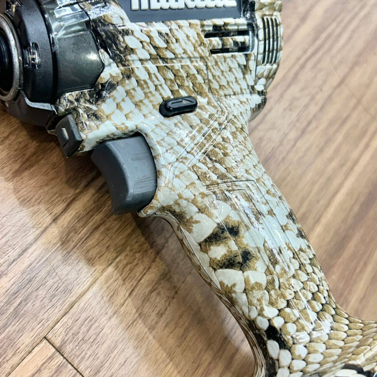 本体+ハウジングカスタム品 マキタ (makita) 40V コードレスインパクトドライバー TD002GZ 【船橋馬込店】