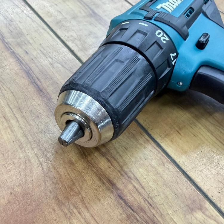 美品 12V コードレスドリルドライバー DF333DZ バッテリー1個(BL1016)付属【リライズ蓮田店】