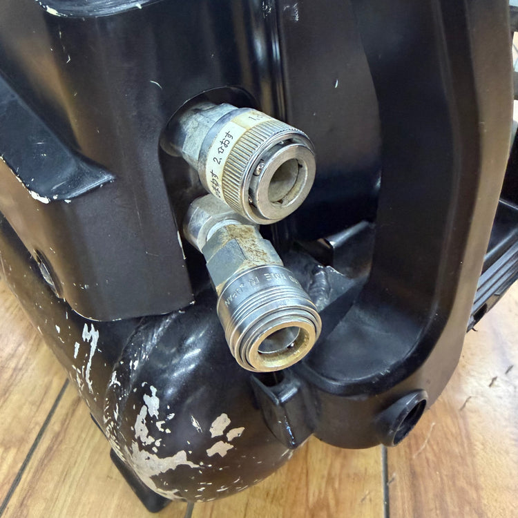 動作確認済み 高圧常圧兼用 エアコンプレッサー AK-HL1250E_ブラック 【リライズ蓮田店】