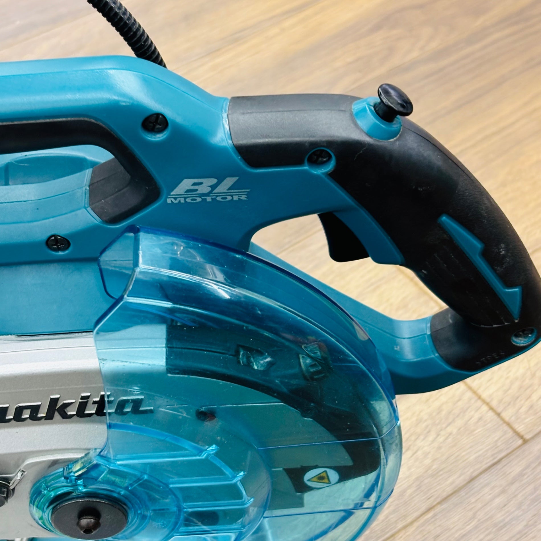 充電式卓上マルノコ LS600DZ バッテリ2個おまけ付【リライズ蓮田店】