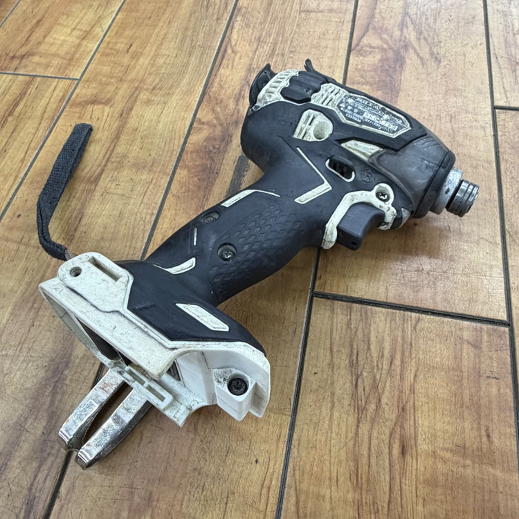 動作確認済み 18V コードレスインパクトドライバー WH18DDL2(NN)(SR) ホワイト【リライズ蓮田店】