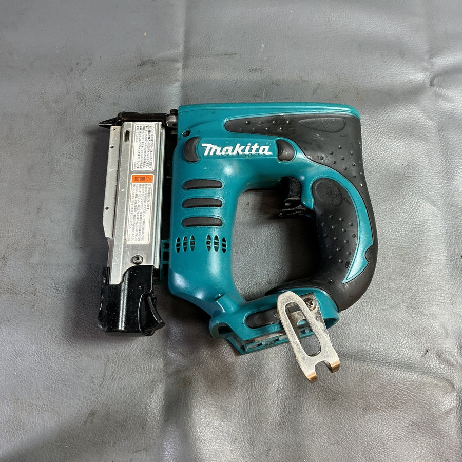 【中古】マキタ(makita) 充電式ピンタッカ PT350DZ  【越谷店】