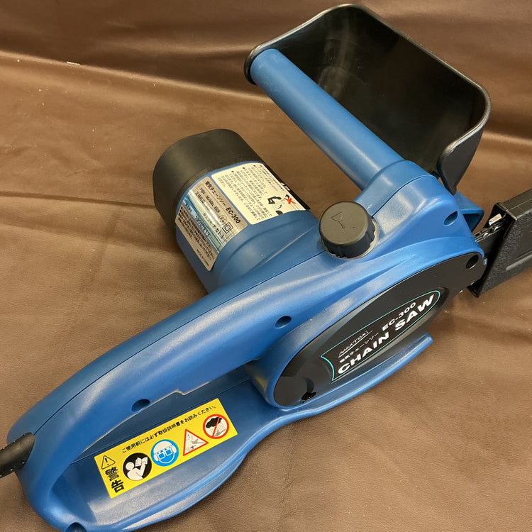 【未使用・一部箱破れあり】 ナカトミ 電気チェンソー EC-300 バーサイズ300mm 【越谷店】