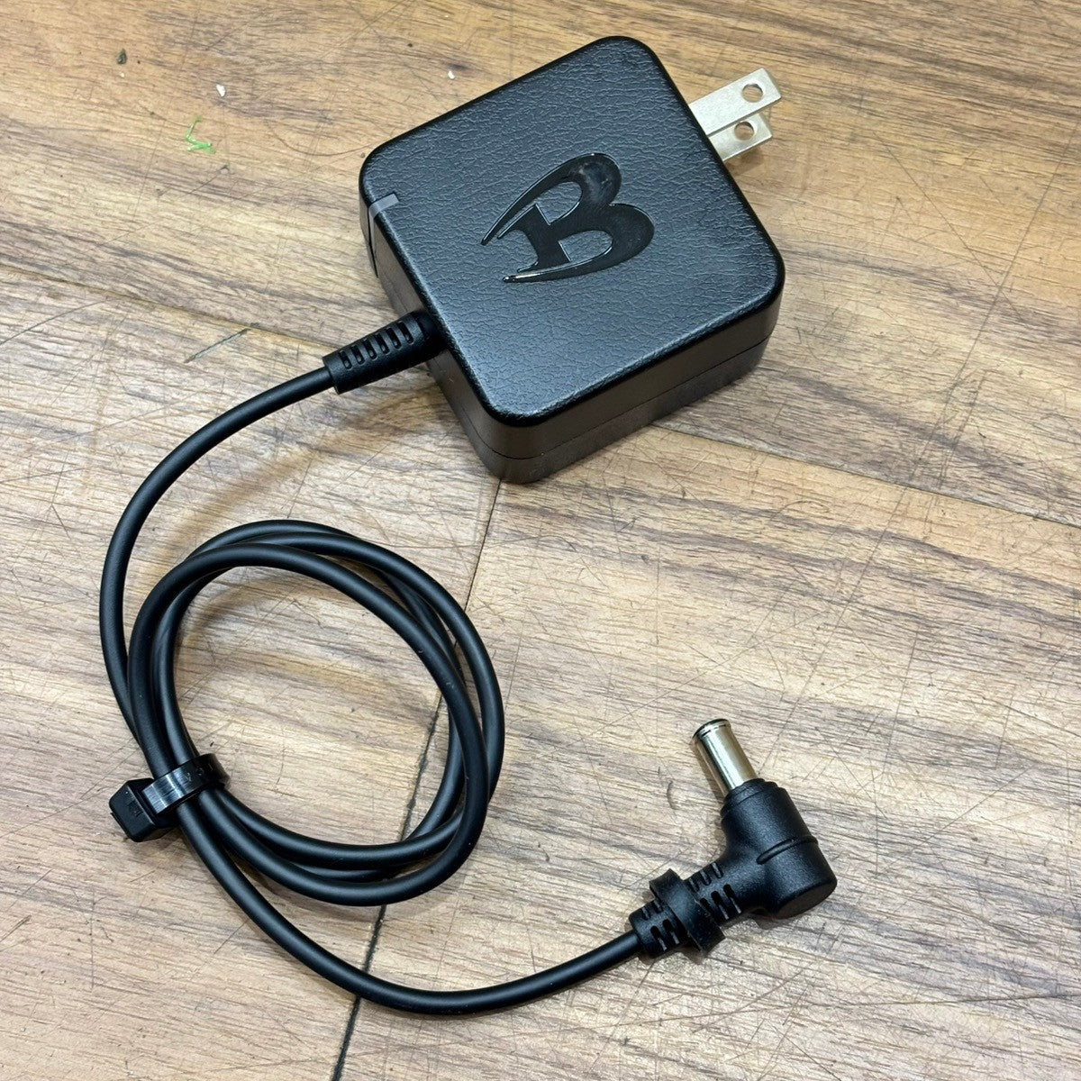 ◆バートル(BURTLE) AIR CRAFT AC10 30V新型リチウムイオンバッテリー 【船橋馬込店】