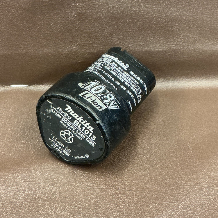 【中古品・バッテリ付き！】マキタ(makita) 充電式インパクトドライバー TD090DZW 【越谷店】