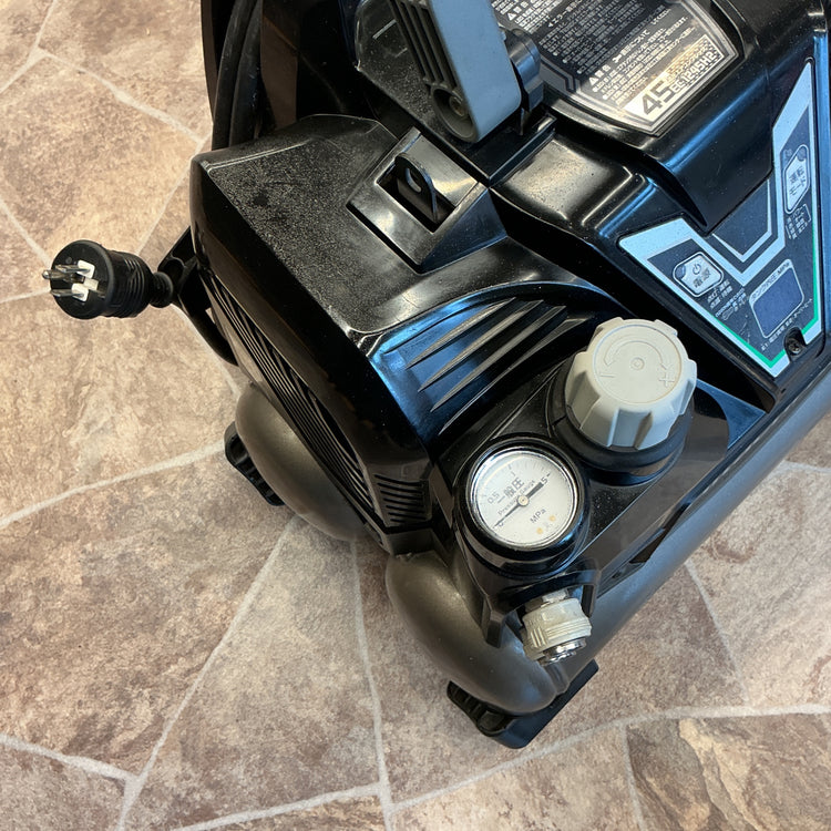 【中古】 日立 HITACHI 8Lモデル エアコンプレッサ EC1245H2(TN) セキュリティ無しモデル 汚れあり 【越谷店】
