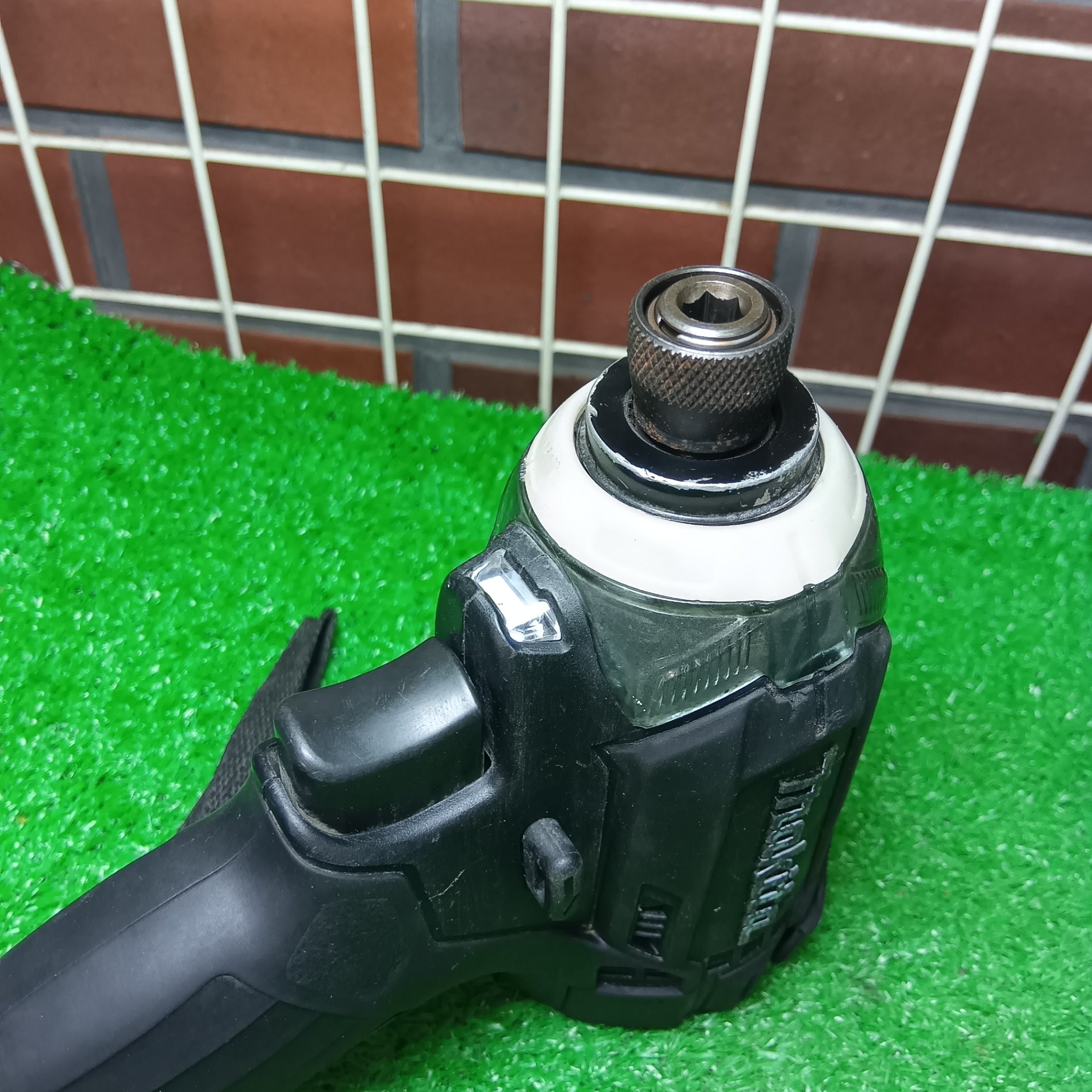 コードレスインパクトドライバー TD149DZB 本体のみ 【市川行徳店】