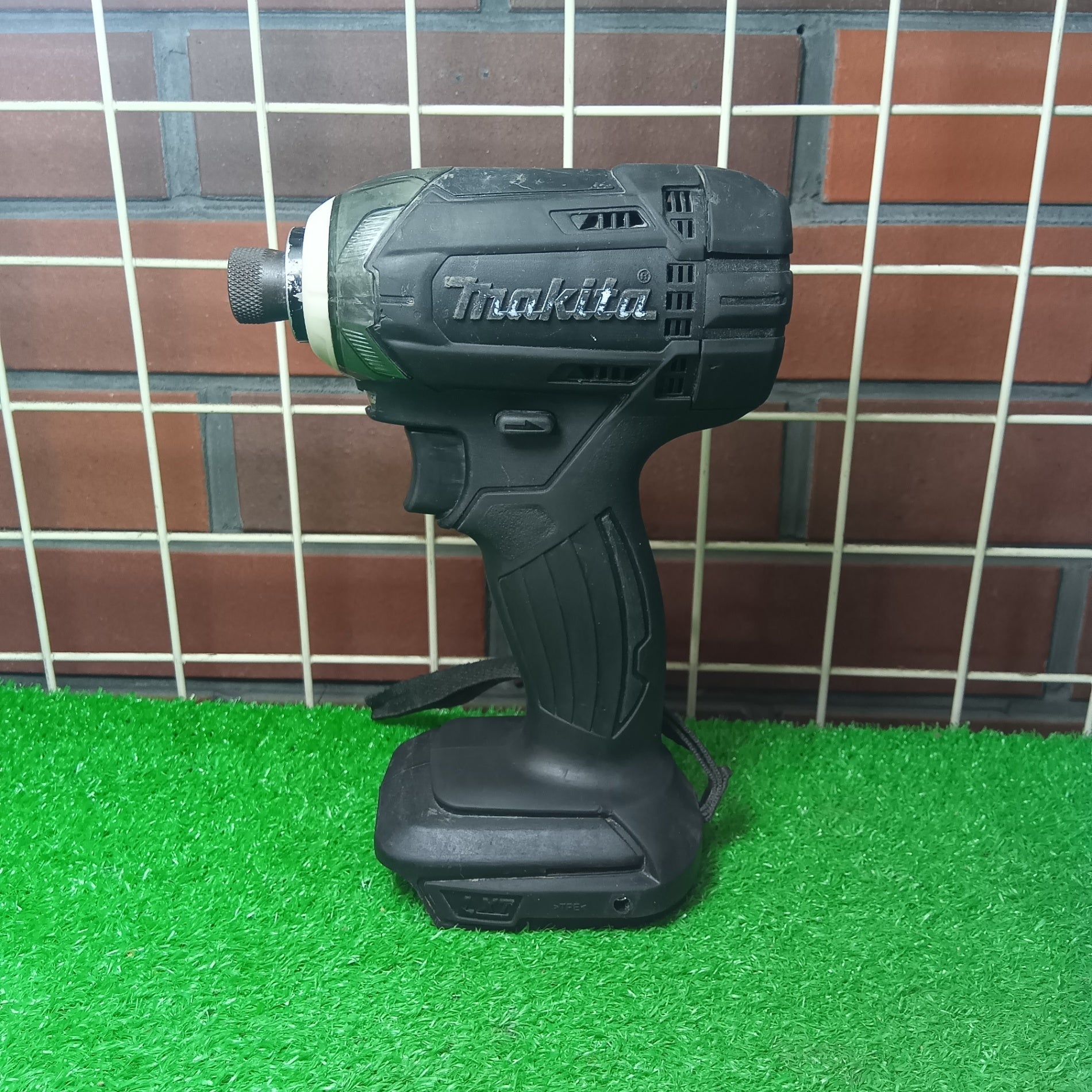 コードレスインパクトドライバー TD149DZB 本体のみ 【市川行徳店】