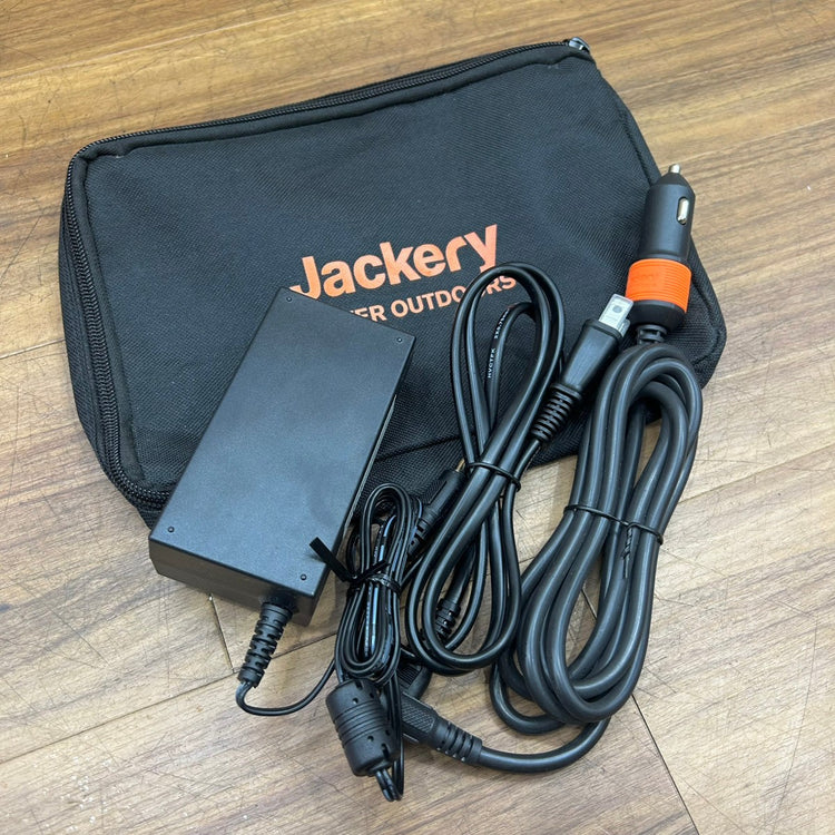 美品 Jackery ジャクリ ポータブル電源 PTB021 240Wh 定格出力200W 瞬間最大400W 【船橋馬込店】