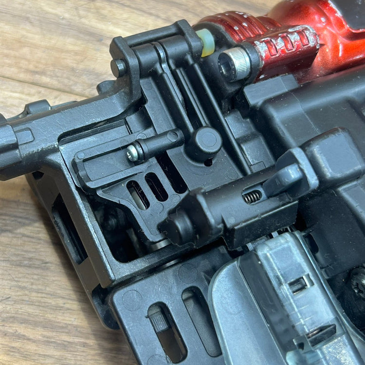美品 マックス (MAX) 高圧 41mm エアー ネジ打ち機 HV-R41G5-R ターボドライバー 【中古】【船橋馬込店】