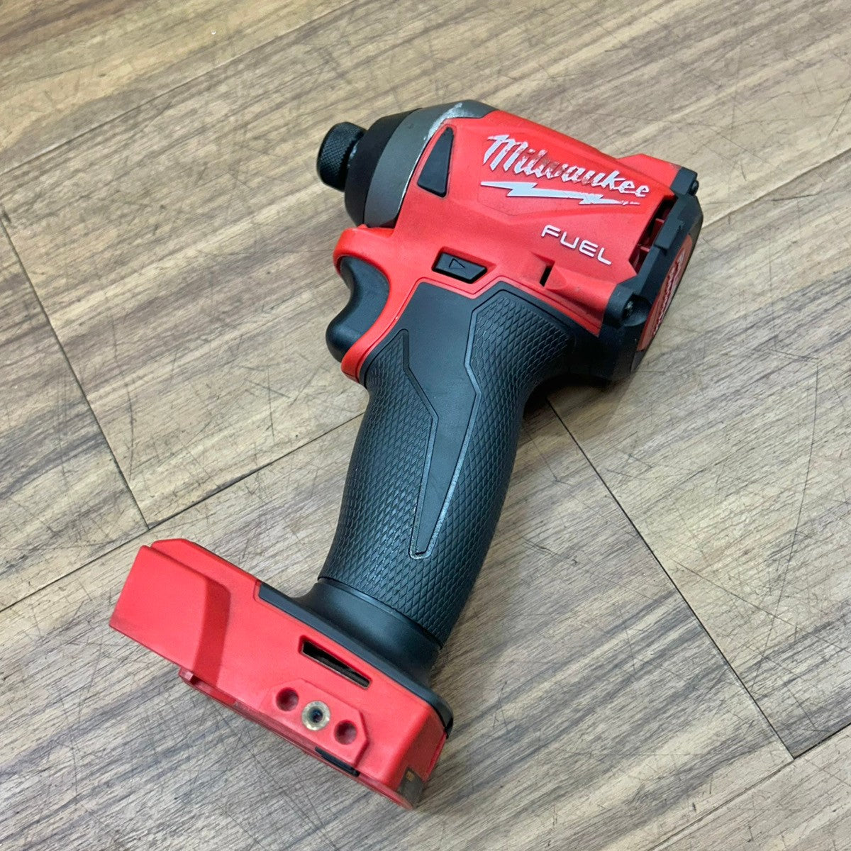 Milwaukee ミルウォーキー 充電式インパクトドライバー M18 FID2 本体＋バッテリー M18B5 【船橋馬込店】