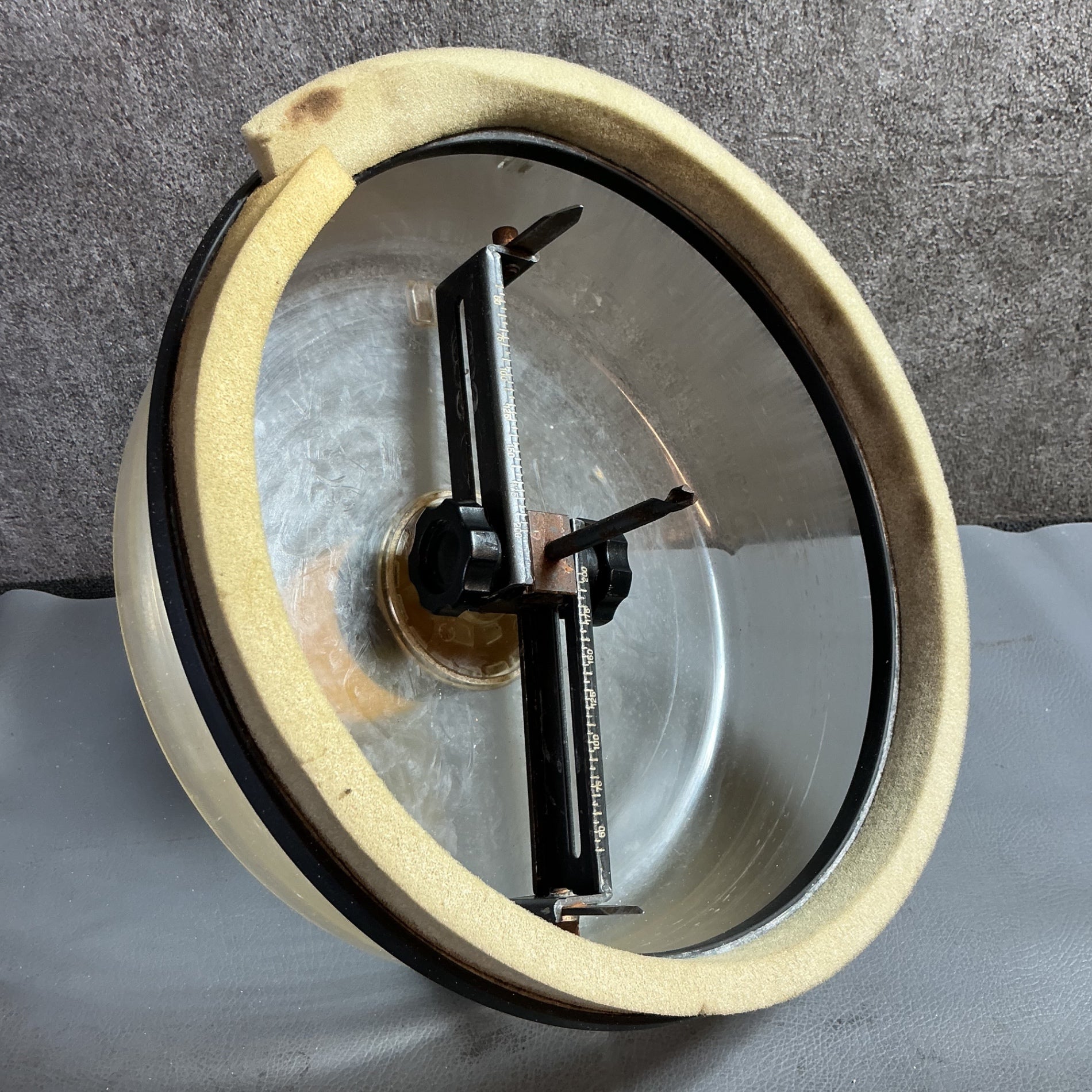【中古・サビ多々あります】 未来工業 φ200mm FH-200 フリーホルソー ボード穴あけ 【越谷店】