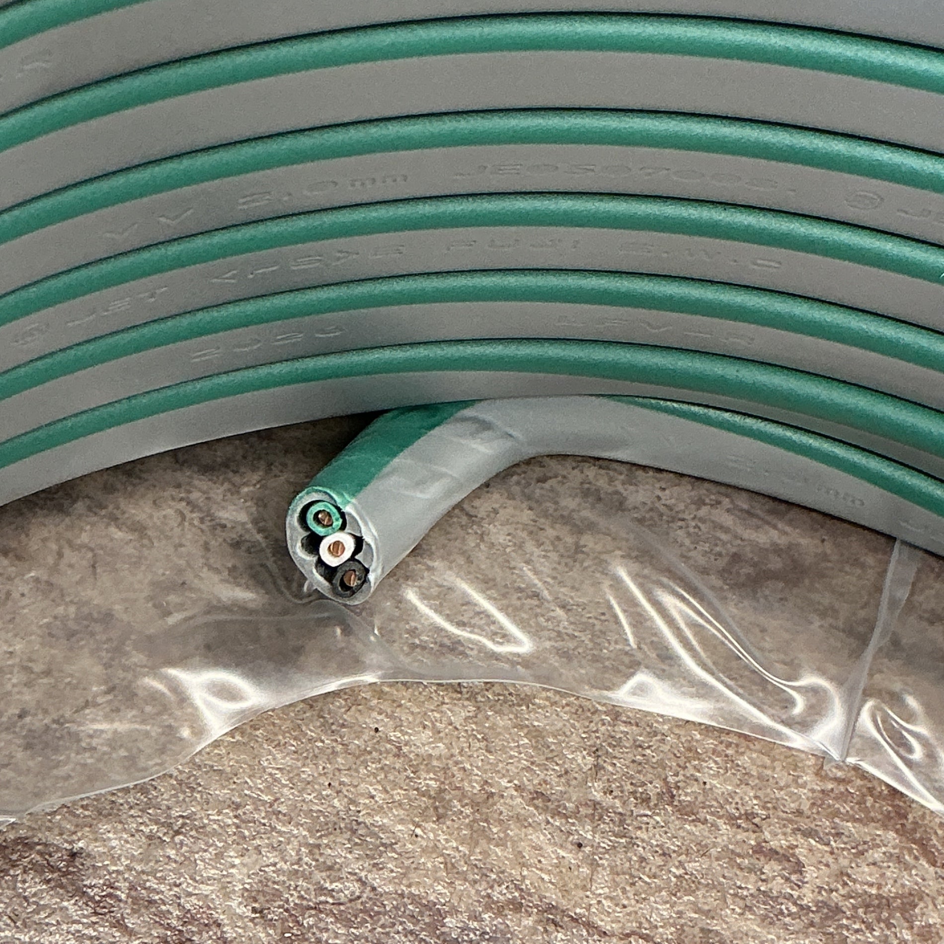 【未使用】 富士電線 VVF203 公団用 VVFケーブル（白黒緑）3×2.0mm 1巻 100m 公団仕様 【越谷店】