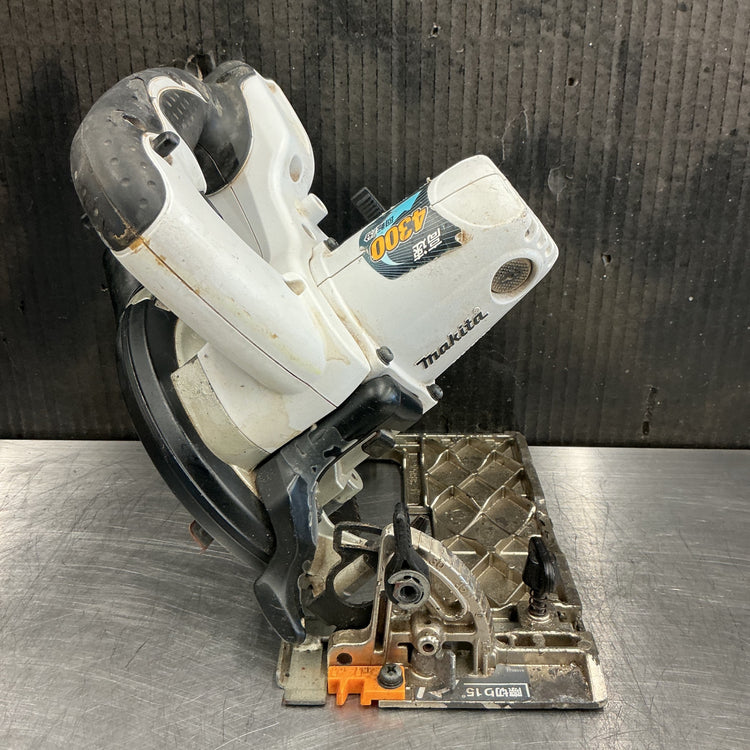 【中古現状品】マキタ/makita コードレス丸のこ SS540DZW  【越谷店】