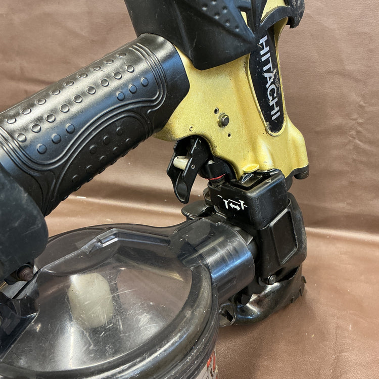 【中古品】 日立工機(HITACHI) ハイコーキ(HiKOKI) 高圧エア釘打ち機 NV65HMC 【越谷店】