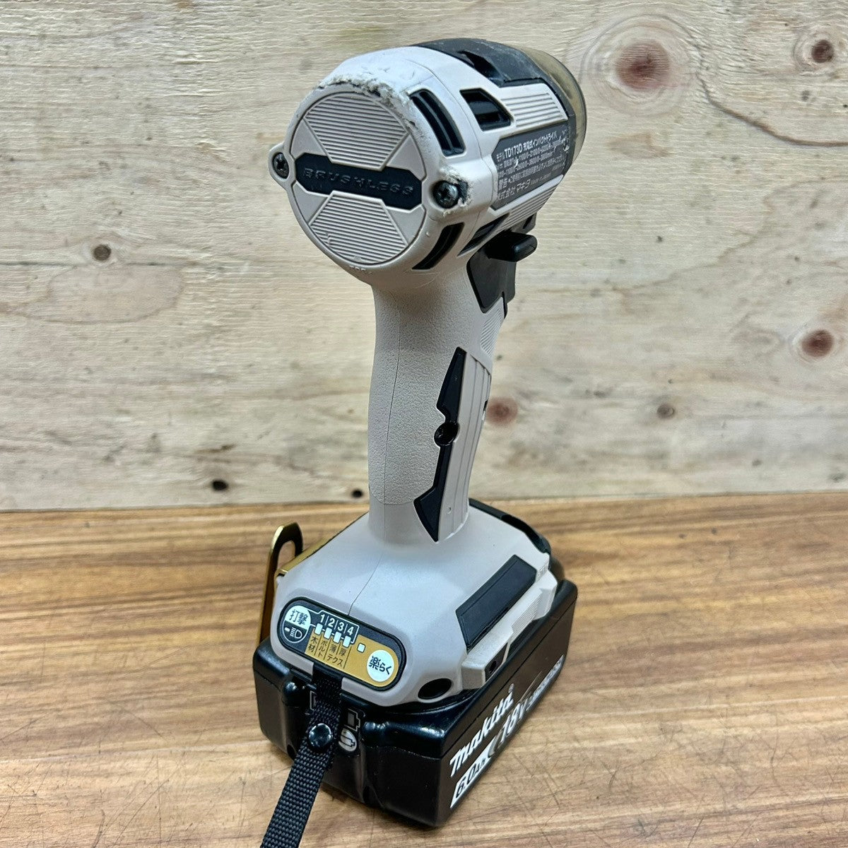 ◆マキタ(makita) インパクトドライバー 20周年モデル プレミアムグレージュ 本体のみ TD173DZPG 【船橋馬込店】