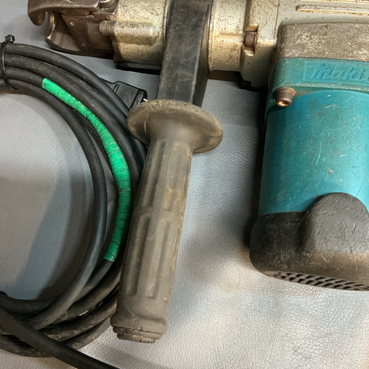 【中古】マキタ(makita) 電動ハンマ HM0830  【越谷店】