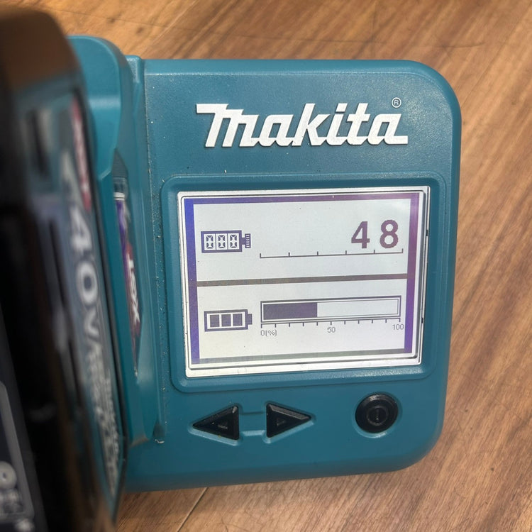 良品 マキタ (makita) コードレスマルノコ HS007GZB バッテリー付き BL4025 【船橋馬込店】