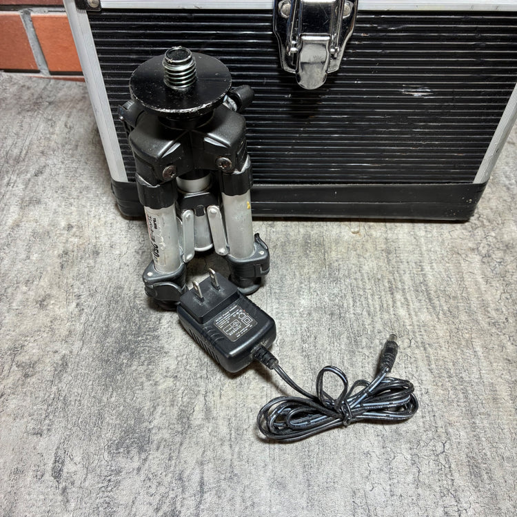 VLR-8X レーザー墨出し器　フルライン 【市川行徳店】