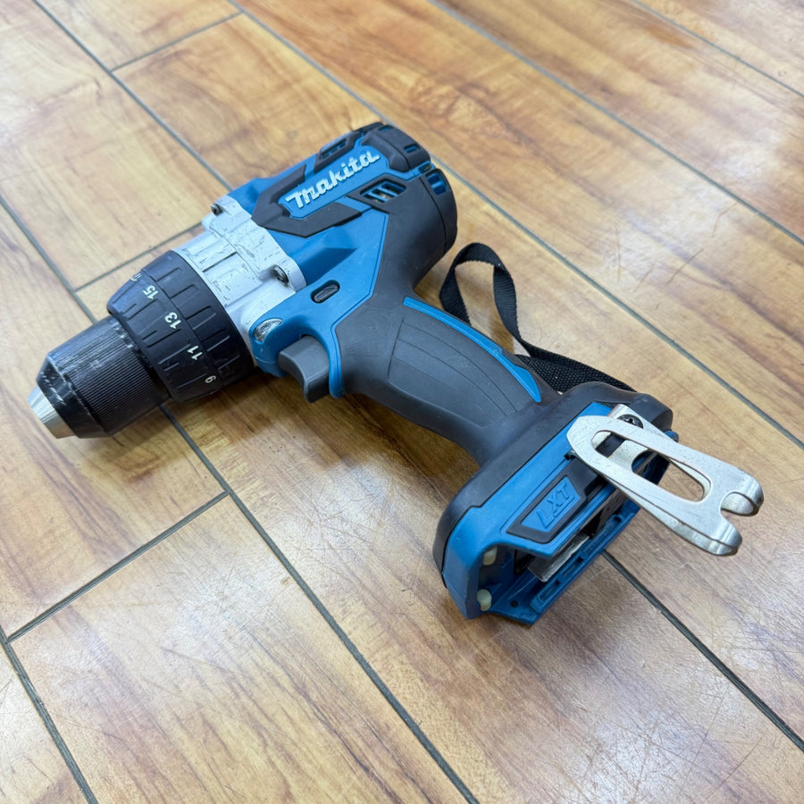 回転動作良好 18V 充電式ドライバドリル DF481DZ 【リライズ蓮田店】