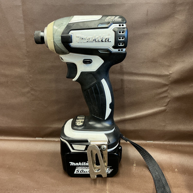 【中古品】マキタ(makita) コードレスインパクトドライバー TD136DRFXW 【越谷店】