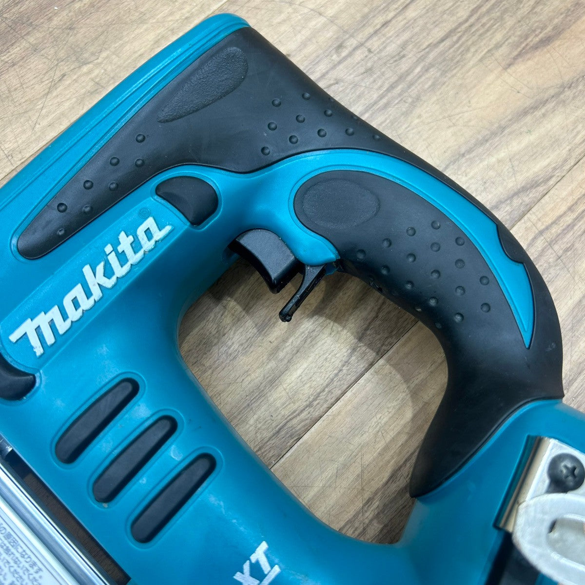美品 マキタ (makita) 14.4V 充電式ピンタッカー PT350DZ 本体のみ 【船橋馬込店】