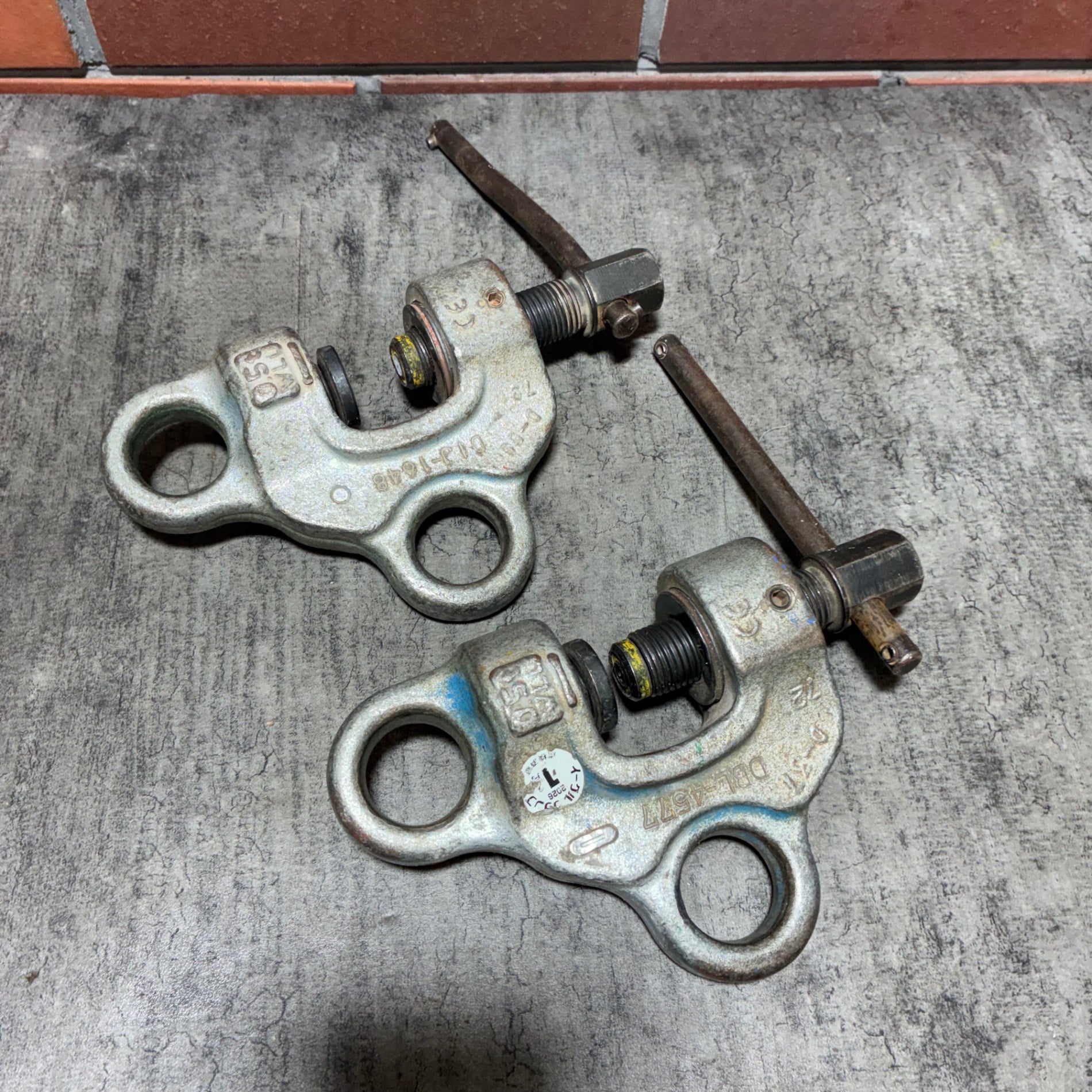 イーグルクランプ ねじ式クランプ SBB-0.5ｔ 【市川行徳店】
