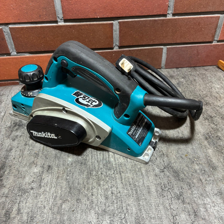 マキタ(makita)　電動カンナ KP0800A 【市川行徳店】