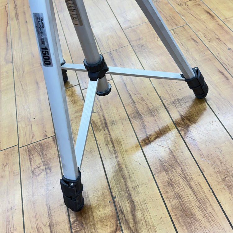 美品 エレベーター三脚1500 ELV-150 【リライズ蓮田店】