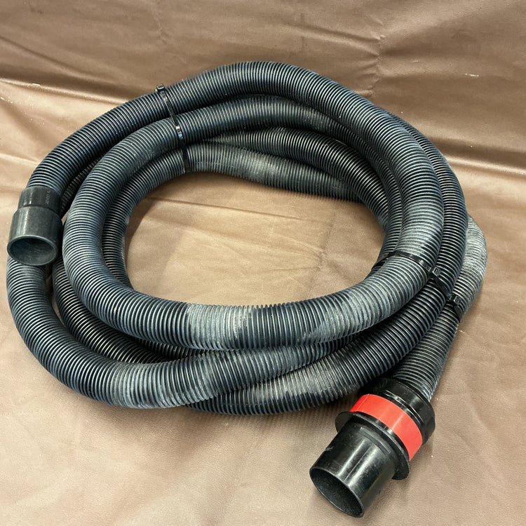 【中古品・ホース付き！】 マキタ(makita) 乾湿両用集じん機 471(P) 連動機能付き 【越谷店】