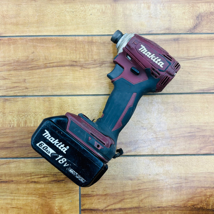 18V 充電式インパクトドライバー TD172DZAR バッテリ付き 手元スイッチ・ライト× 【中古】 【蓮田店】