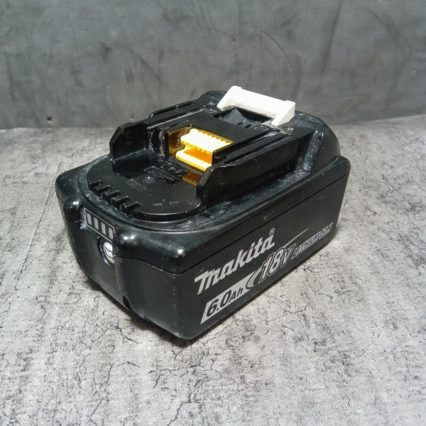 リチウムイオンバッテリー 18V/6.0Ah BL1860B 充電回数20回 ※バッテリーチェッカー付属無