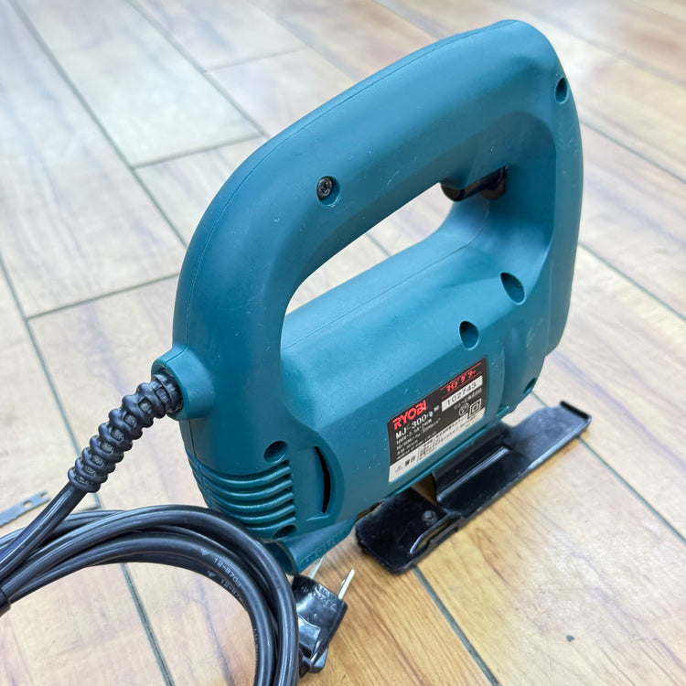 美品 ストローク動作良好 ジグソー MJ-300 ブレード1枚付属【リライズ蓮田店】