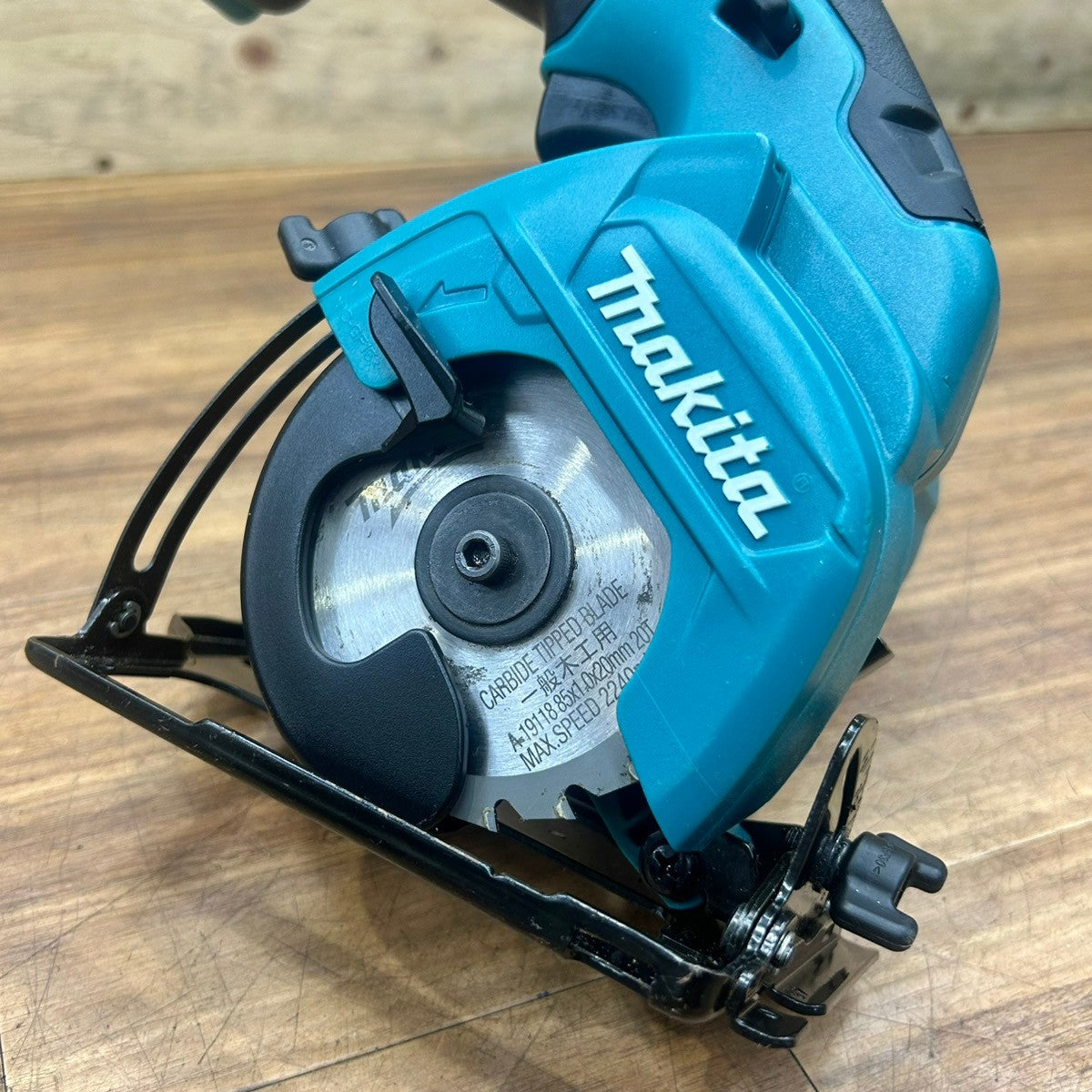 良品 マキタ (makita) 10.8V コードレス丸のこ HS301DZ 本体のみ 【船橋馬込店】