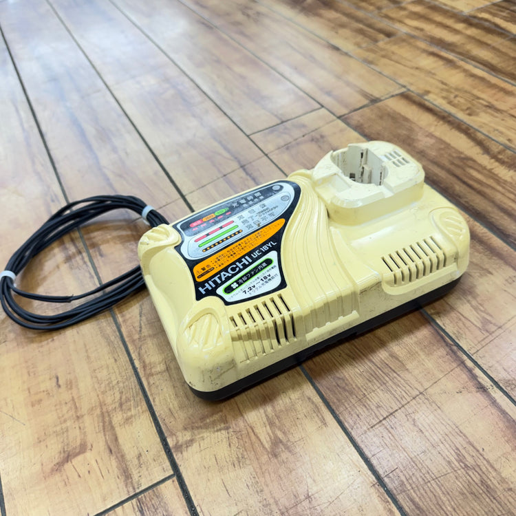 7.2V～18V対応 急速充電器 差込み式電池対応 冷却機能付 UC18YL 【リライズ蓮田店】