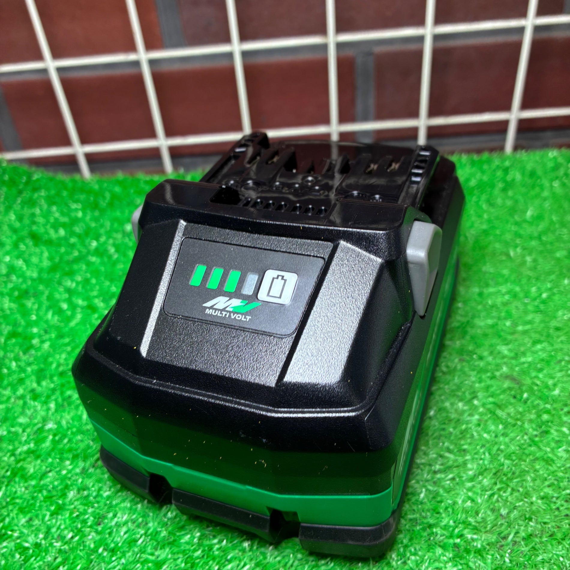 リチウムイオンバッテリー 36V/4.0Ah BSL36B18X 【市川行徳店】