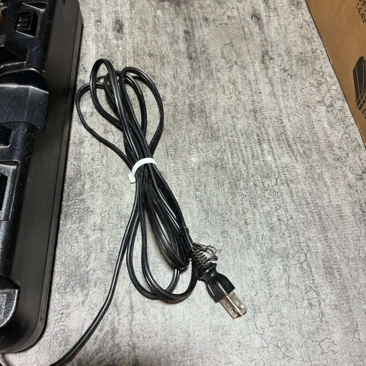 マキタ(makita) 2口急速充電器 DC18RD 【市川行徳店】