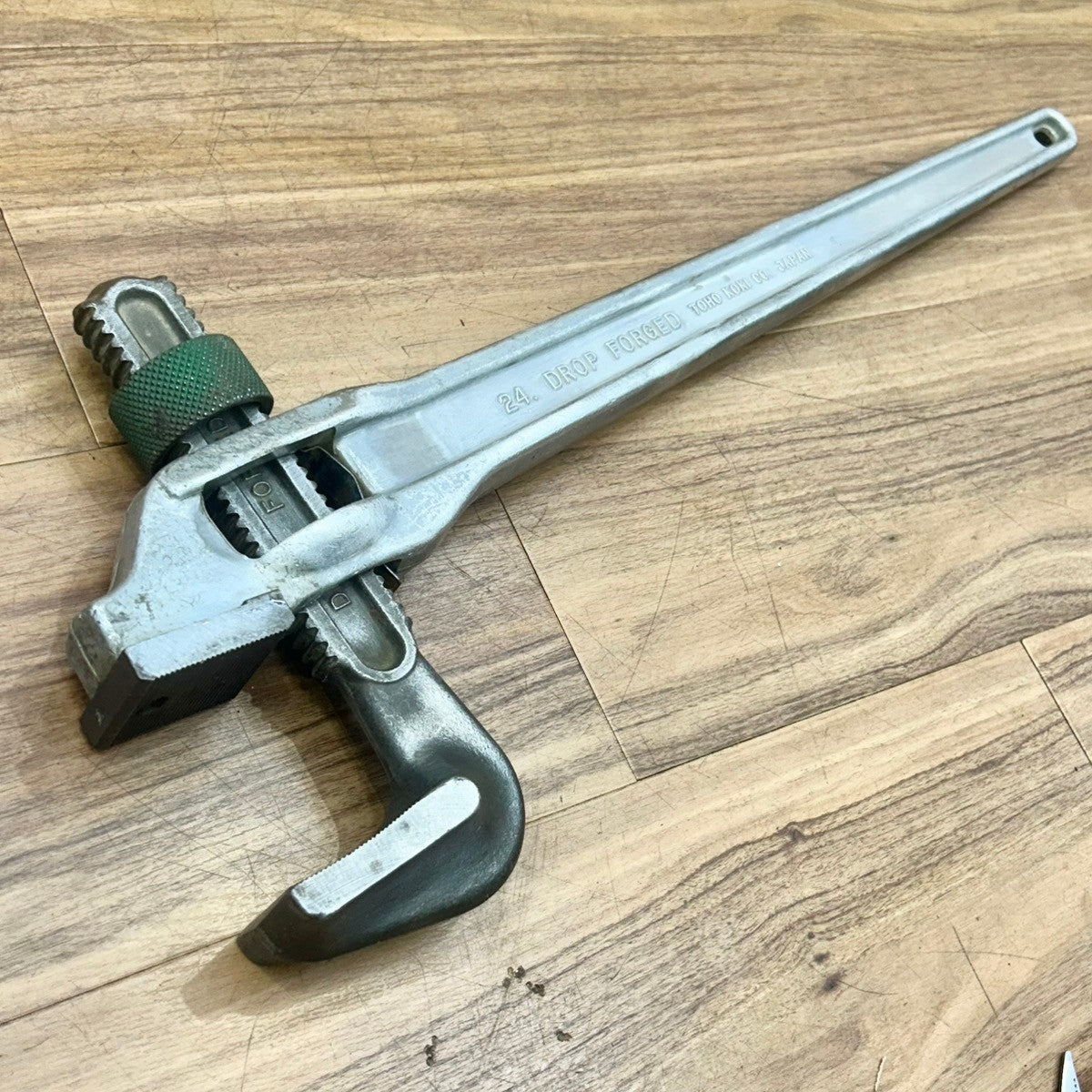 HIT アルミ縦型パイプレンチ 600mm 【船橋馬込店】