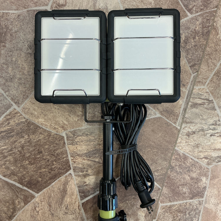 【中古】 アイリスオーヤマ IRIS OHYAMA LEDスタンドライト LLT-5000ST AC式5000lm 【越谷店】