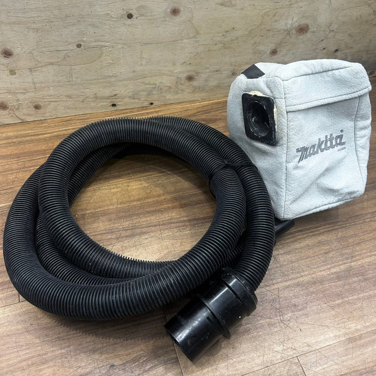 良品 マキタ (makita) 14.4V コードレス集じん機 乾式 VC340DZ 【船橋馬込店】