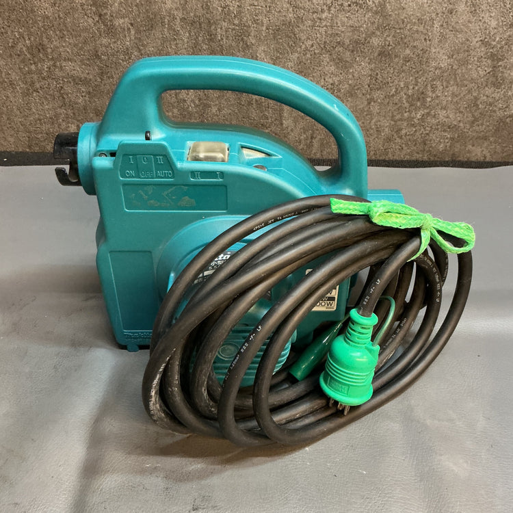 【中古】マキタ(makita) 小型集じん機 450(P) 【越谷店】