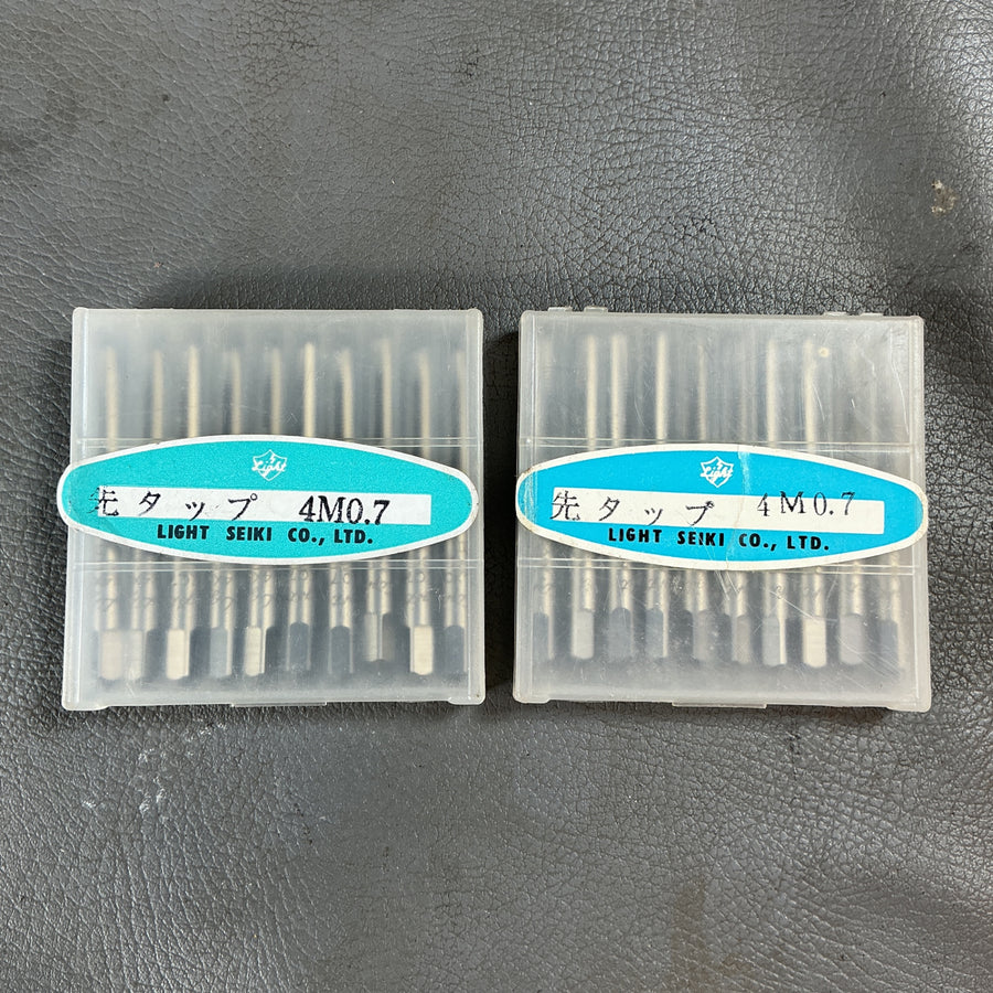 【未使用】ライト精機　ハンドタップ　先タップ　M4×0.7　2箱セット  【越谷店】