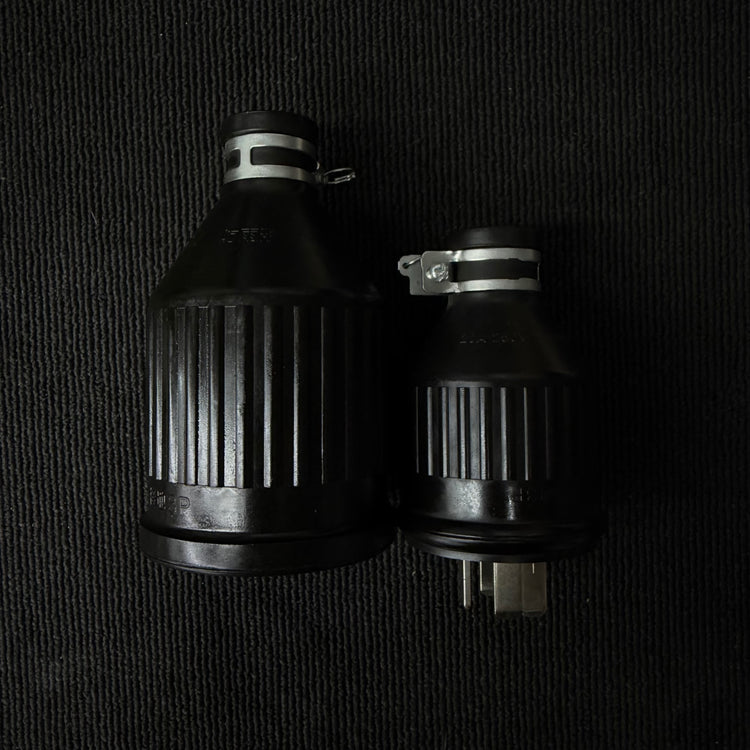 美品 20A/250V 防水ゴムキャップ WF7420K WA3429K オスメスセット 【リライズ蓮田店】