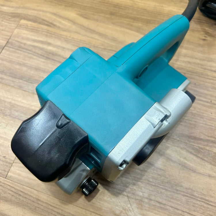 良品 マキタ makita 76mm ベルトサンダー 9903 サンディングベルト付き  【船橋馬込店】
