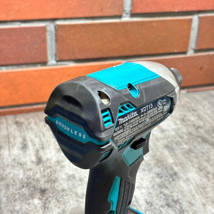 【商品説明欄必読】マキタ(makita) 充電式インパクトドライバー XDT13 【市川行徳店】