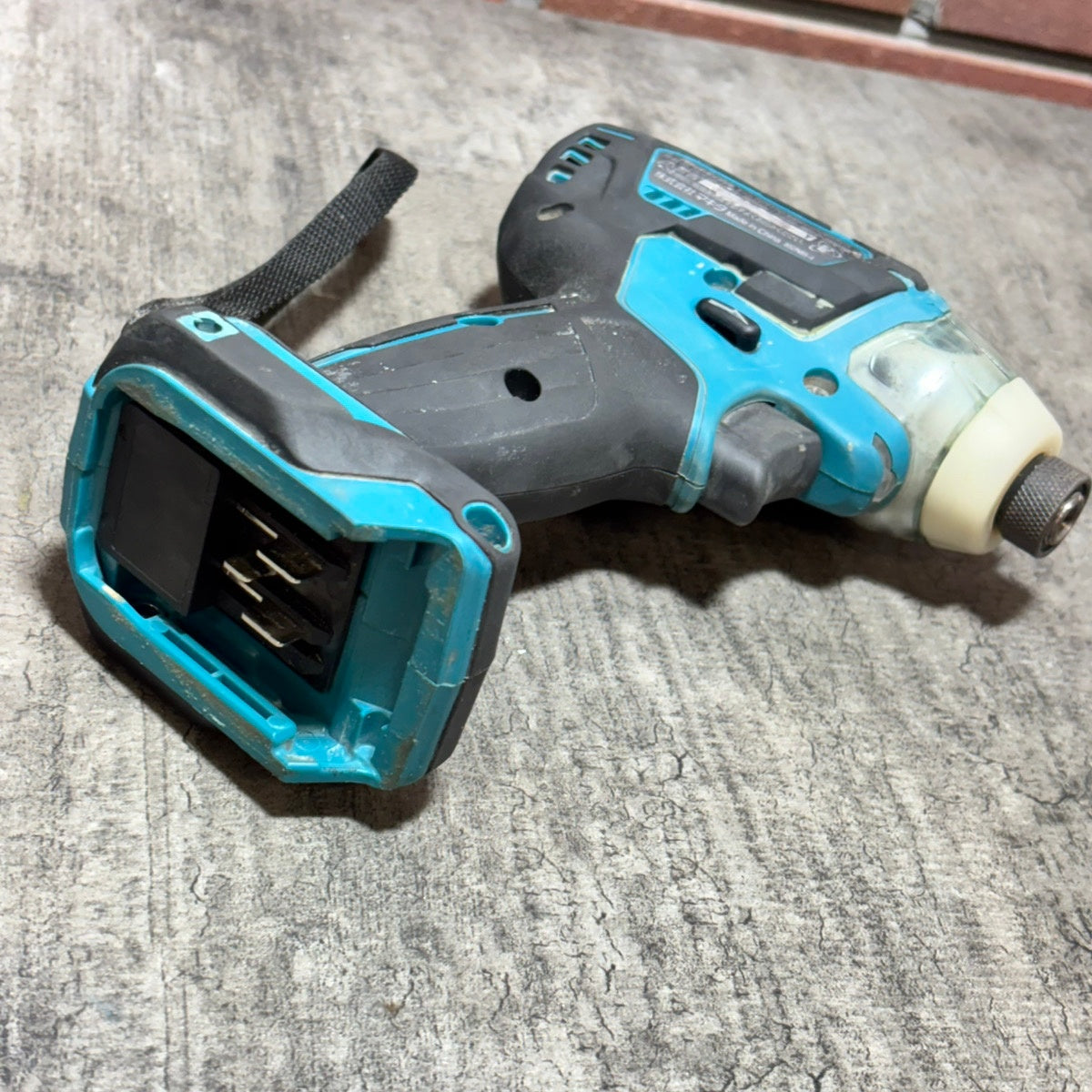 ◆マキタ(makita)  充電式インパクトドライバー TD111DZ 【市川行徳店】